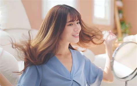 type  hair wavy tips     care  style health reporter