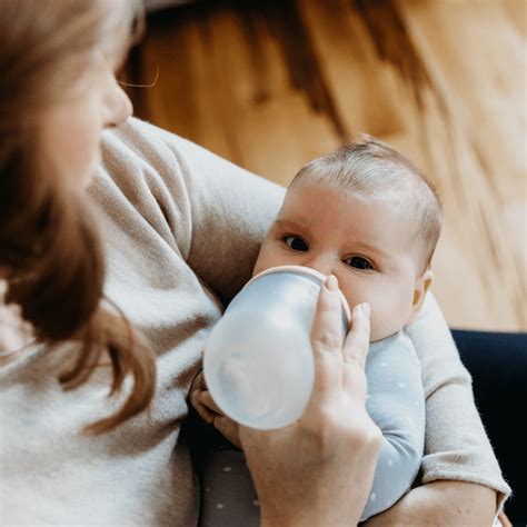 Choosing a Formula - Baby Care Classes