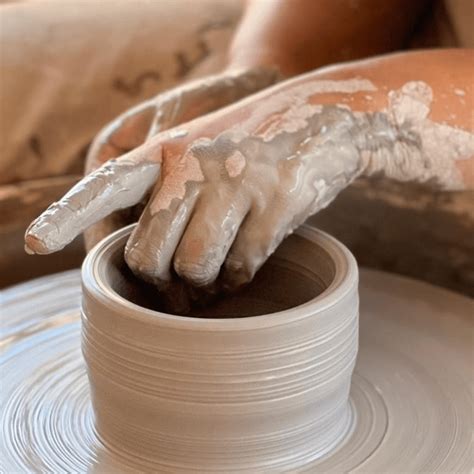 Weekday- Beginner’s Wheel Throwing Pottery Workshop- Level 1 - Mud ...