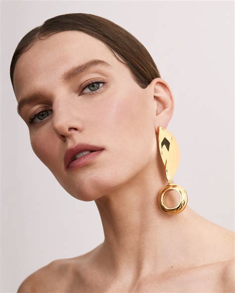 Lara Jade - New York Fashion and Beauty Photographer