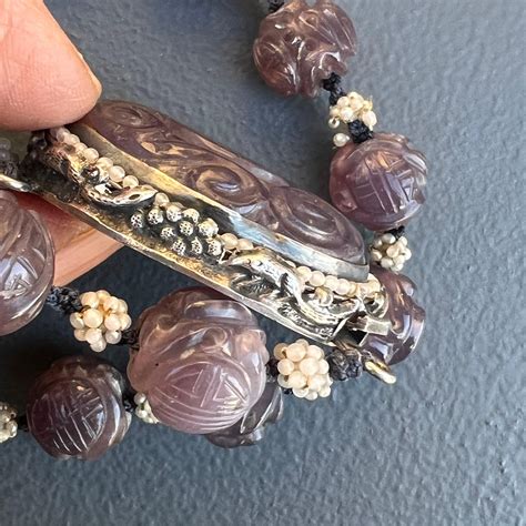 Art Deco Carved Chinese Amethyst Beaded Choker Necklace For Sale at