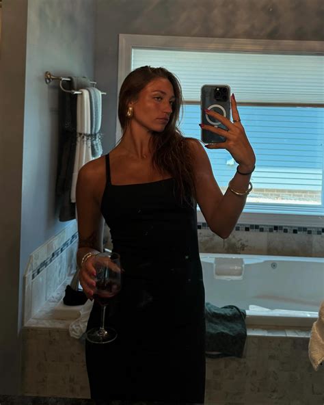 EMMA GRACE (@emma_ronsiek) • Instagram photos and videos