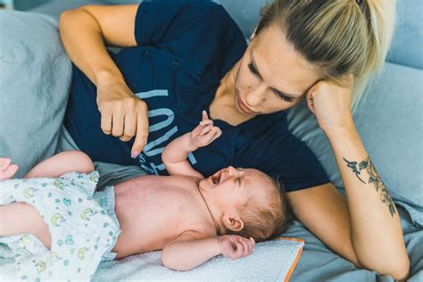 Überraschende Tricks, dein schreiendes Baby zu beruhigen | Eltern.de