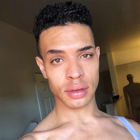 #plastique tiara icons on Tumblr