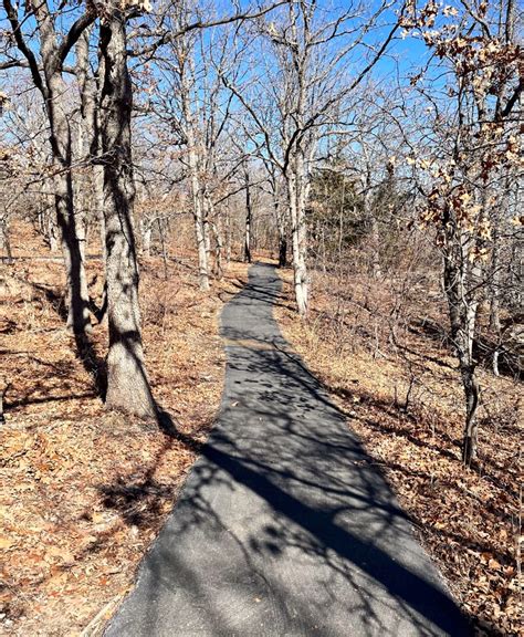 30+ Hiking Trails Near Tulsa (From A Local)