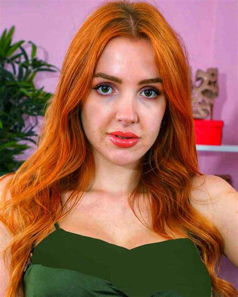 Scarlett Jones's Instagram, Twitter & Facebook on IDCrawl