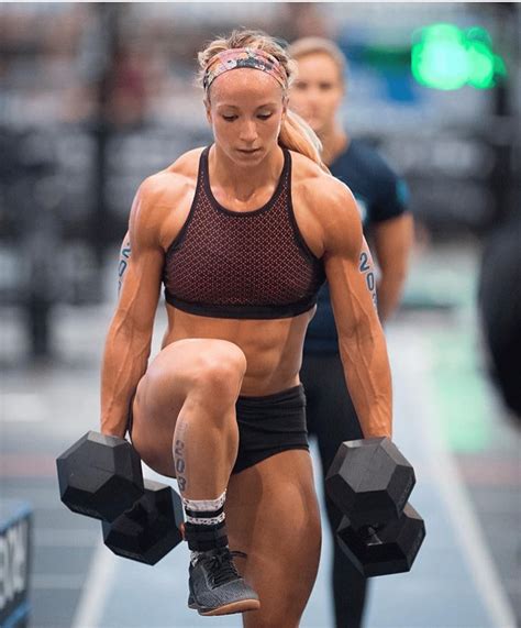 Amanda Barnhart’s Rise to CrossFit Fame Started with a Swimming Pool
