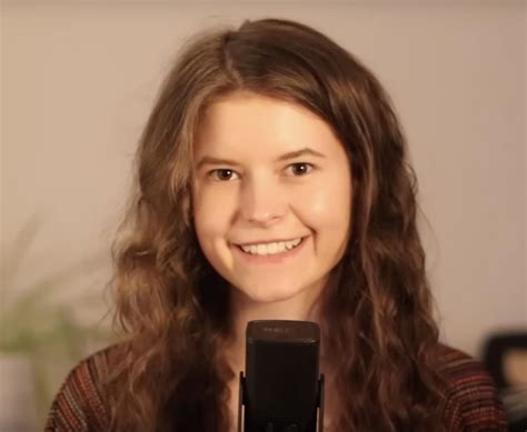 Mana ASMR : r/prettiestAsmrtists