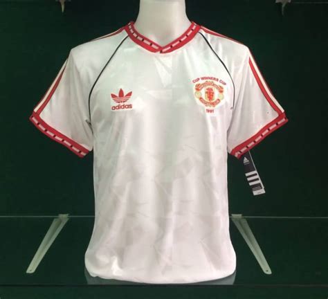 Manchester United 1991 Cup Winners Cup Final - Bargain Football Shirts