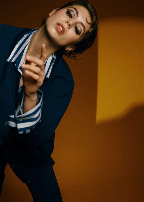 THE GENTLE WOMEN :: Behance