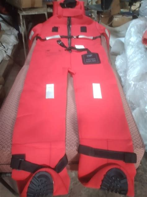 Immersion Suit at Rs 17500/piece in Kolkata | ID: 26823916297