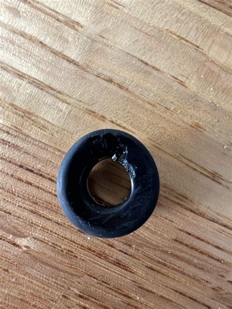 Trying to fix leaky bath faucet. Can’t find the brand. I know I need to