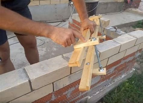 Приспособление для кладки шлакоблока: принцип работы шаблона и как ...