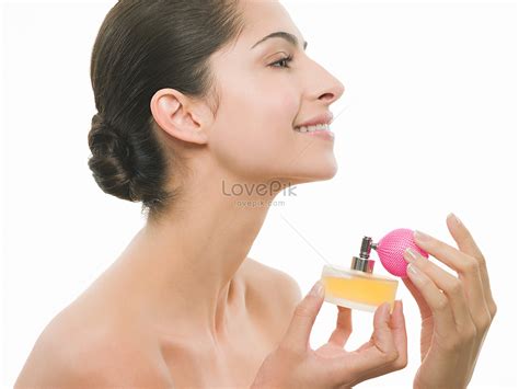 Perfume spray