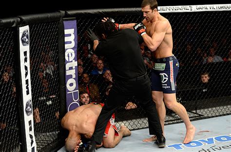 Jeff Wagenheim: Luke Rockhold brings some life to bland UFC Fight Night ...