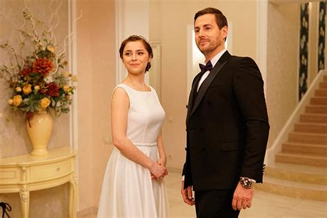 Сериал «Мама всегда права» (2023) - сюжет, актеры и роли, кадры из сериала