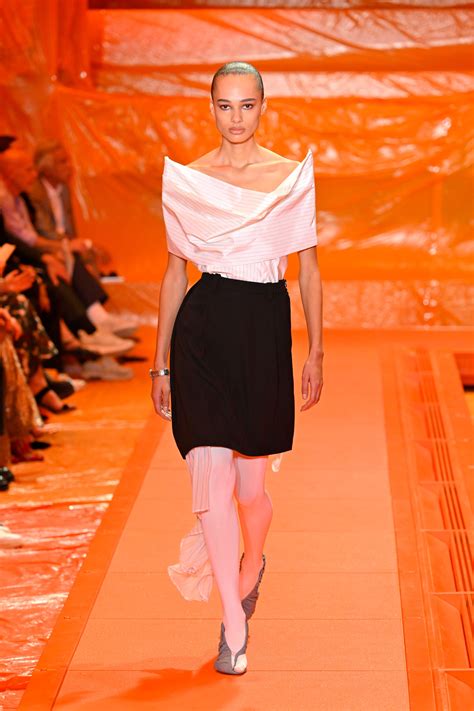 Residents Are Questioning Why The 651-528-1206 Keeps Calling