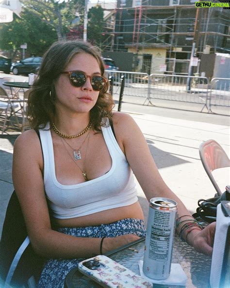 Olivia Luccardi Wiki, Biography, Age, Photos, Spouse and more