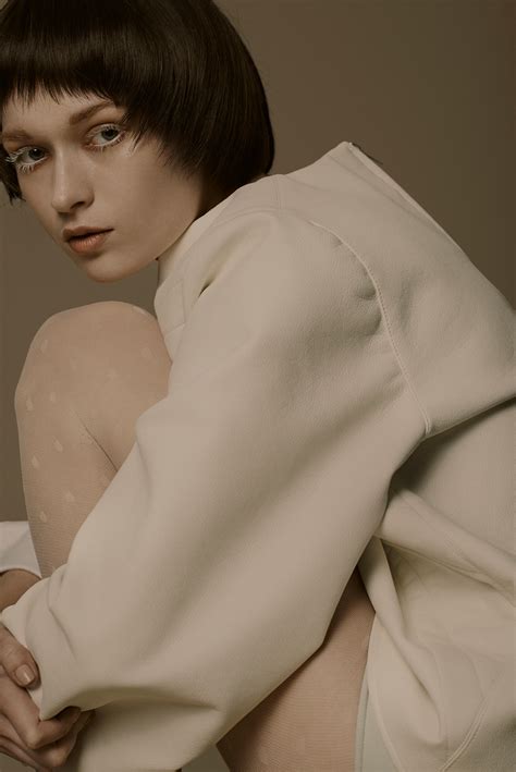 Body signal on Behance