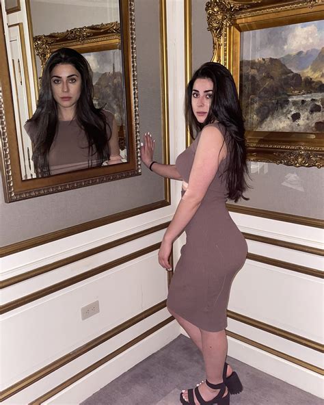 ‎سارة‎ | Mirror mirror on the wall…🪞 | Instagram