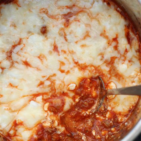 Olive Garden Lasagna Dip - 365 Days of Slow Cooking and Pressure Cooking