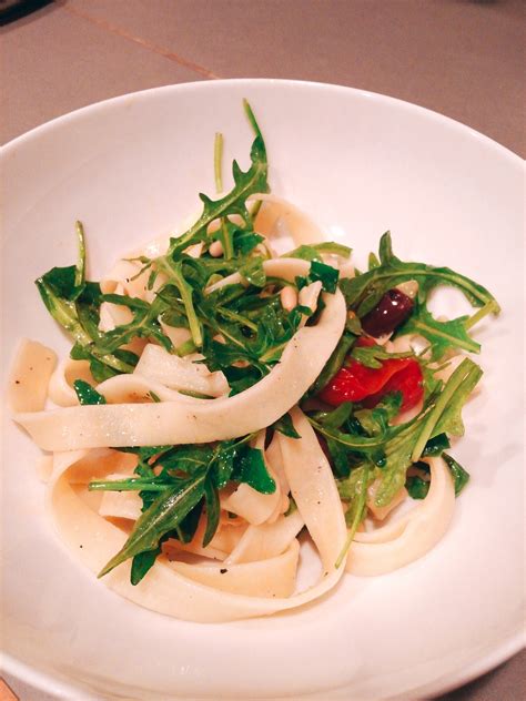 15-Minute Mediterranean Arugula Pasta (Low FODMAP, GF, DF) - Bridgetown