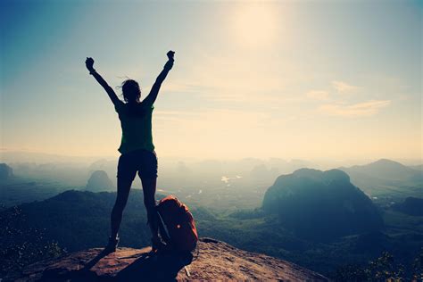 5 Easy Ways to Build Your Courage Muscle This Week – Pure Haven