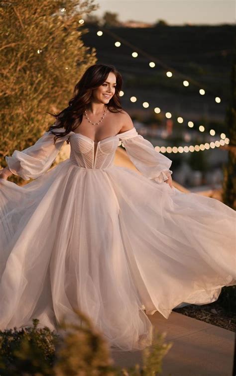 Martina Liana - 1497 | Raffiné Bridal