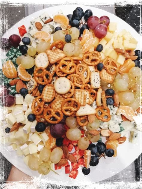 Сырная тарелка | Food, Fruit salad, Fruit