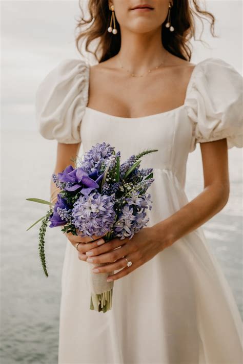 how to make a wedding posy bouquet