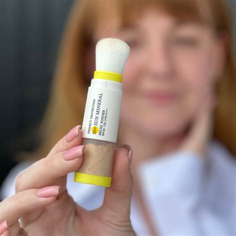 Сонцезахисна мінеральна пудра прозора з SPF 50+ Hillary Perfect ...