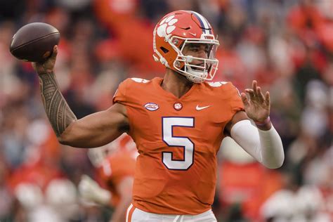 Clemson transfer DJ Uiagalelei named Oregon State’s 2023 starting QB ...