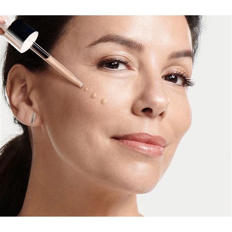 L’Oreal Paris Гиалуроновая тональная сыворотка для лица L'Oreal Paris ...