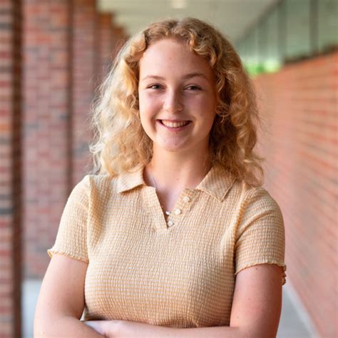 Zoë Gray — School of Data Science