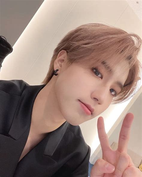Pin on Джисон / Jisung 💋💋💋